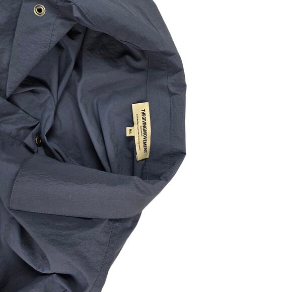 The Giving Movement Nylon Oversized Shacket Jacket Re-Shell 100 M/L Blue Unisex - Picture 5 of 6